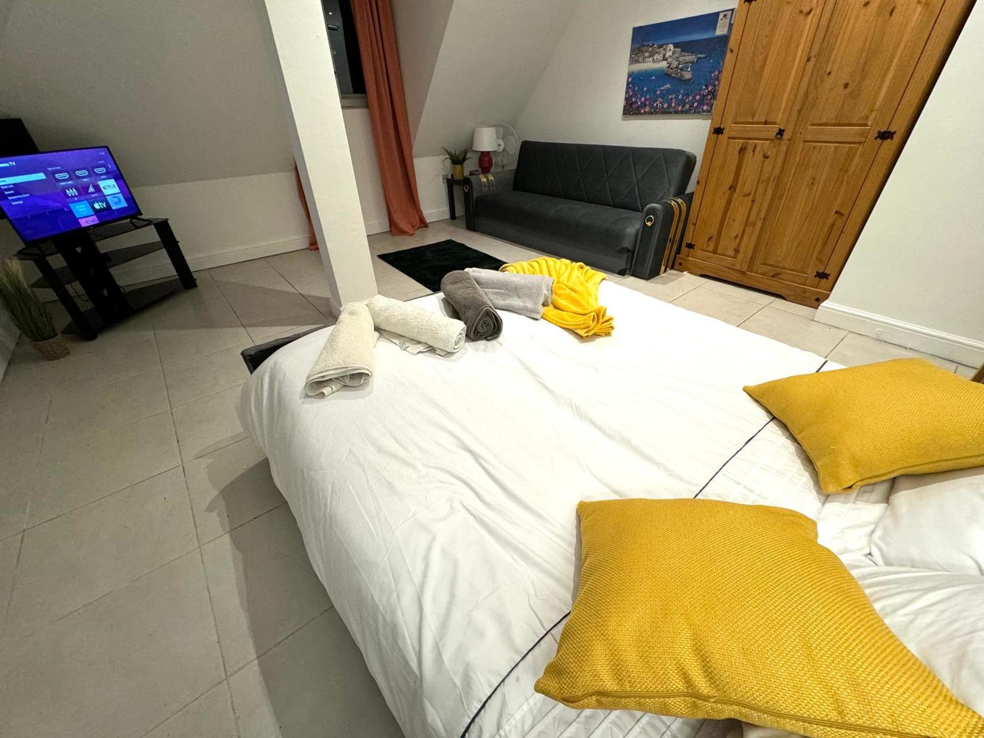 A Modern Luxury Penthouse Close To London Tower-Hil-Canary Wharf-Central London Eksteriør billede