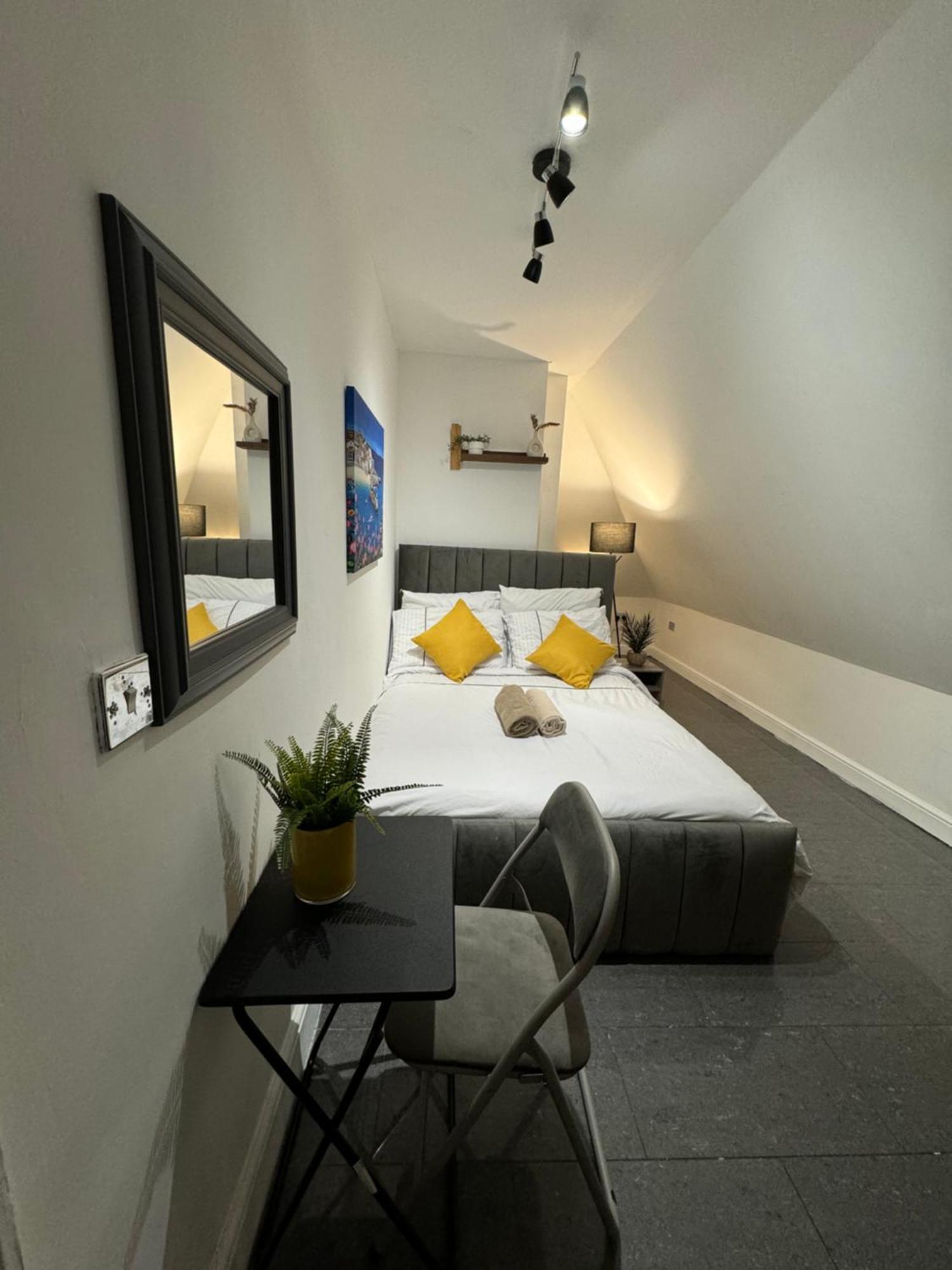 A Modern Luxury Penthouse Close To London Tower-Hil-Canary Wharf-Central London Eksteriør billede