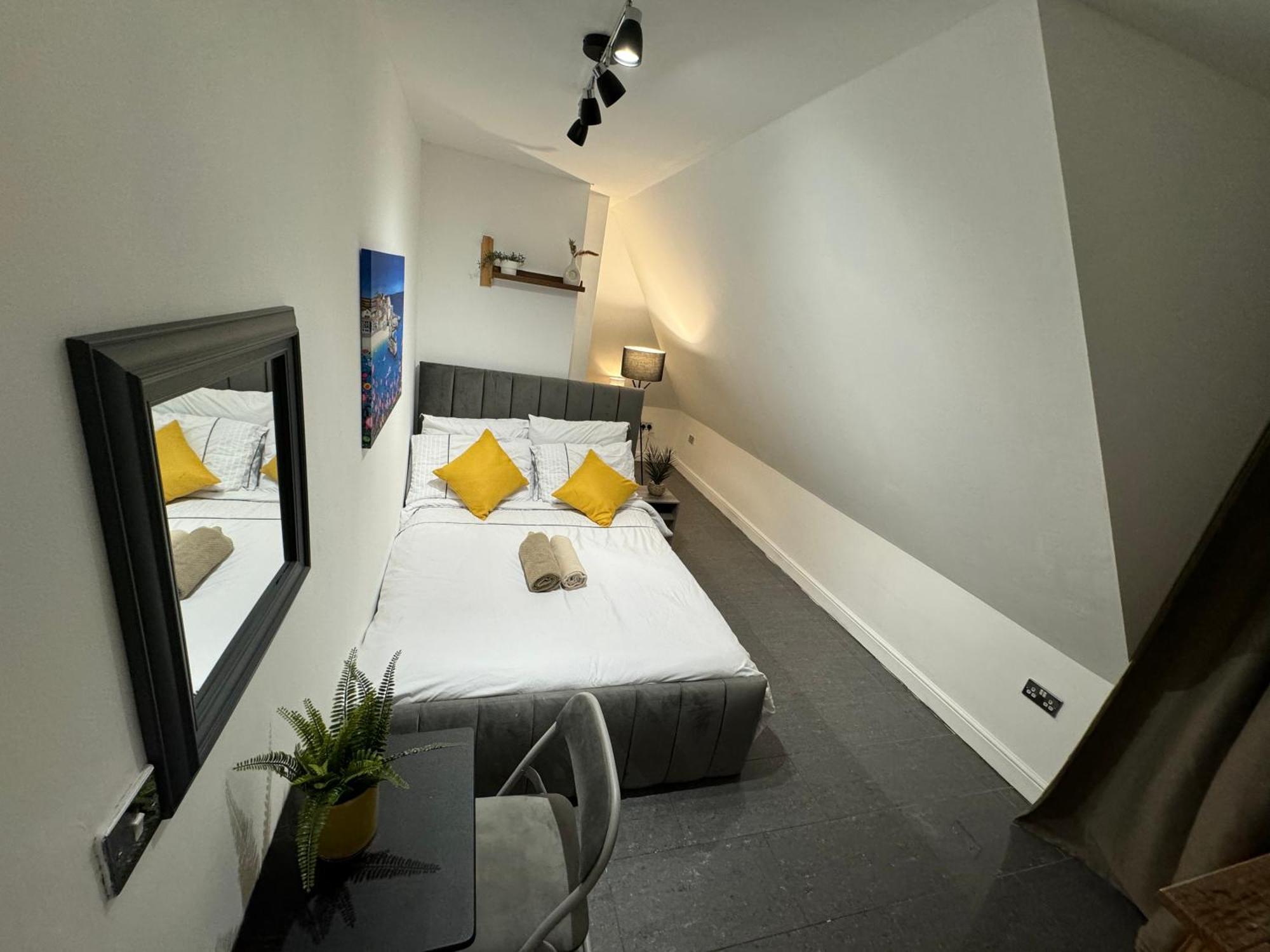 A Modern Luxury Penthouse Close To London Tower-Hil-Canary Wharf-Central London Eksteriør billede